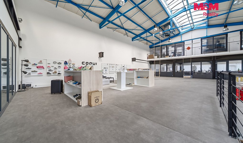 Prodej výrobních prostor 3 673 m², Rapotín – náhled fotky 15