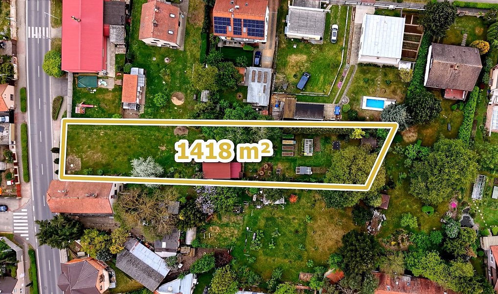 Prodej stavebního pozemku 1 418 m², Praha – náhled fotky 2