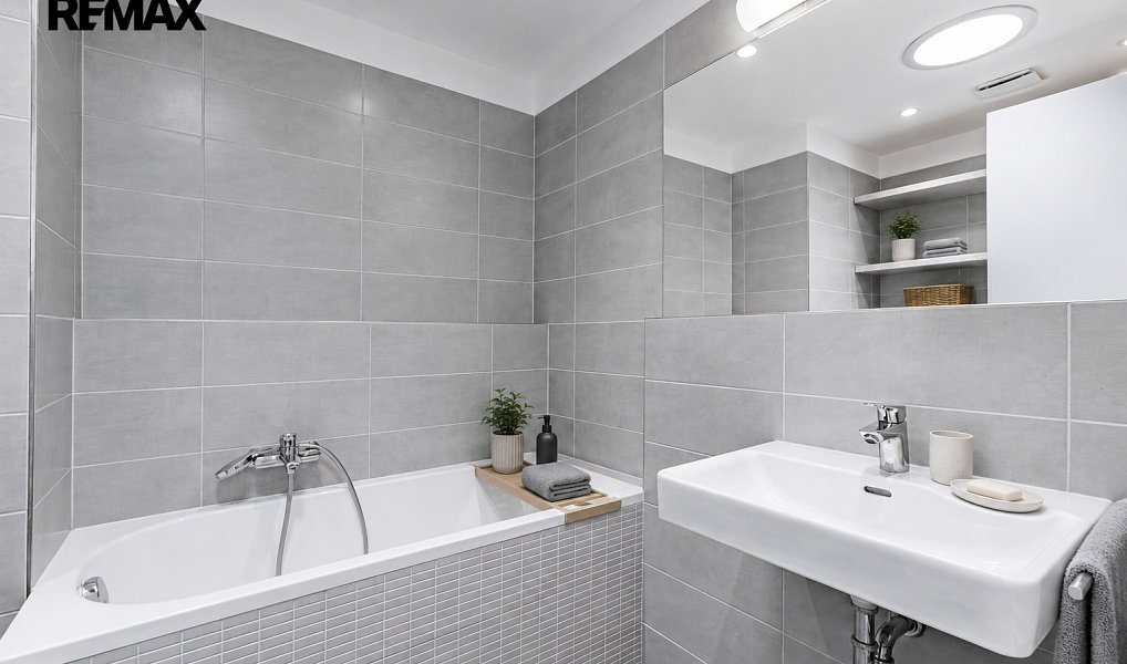 Prodej bytu 4+kk 99 m², Praha – náhled fotky 9