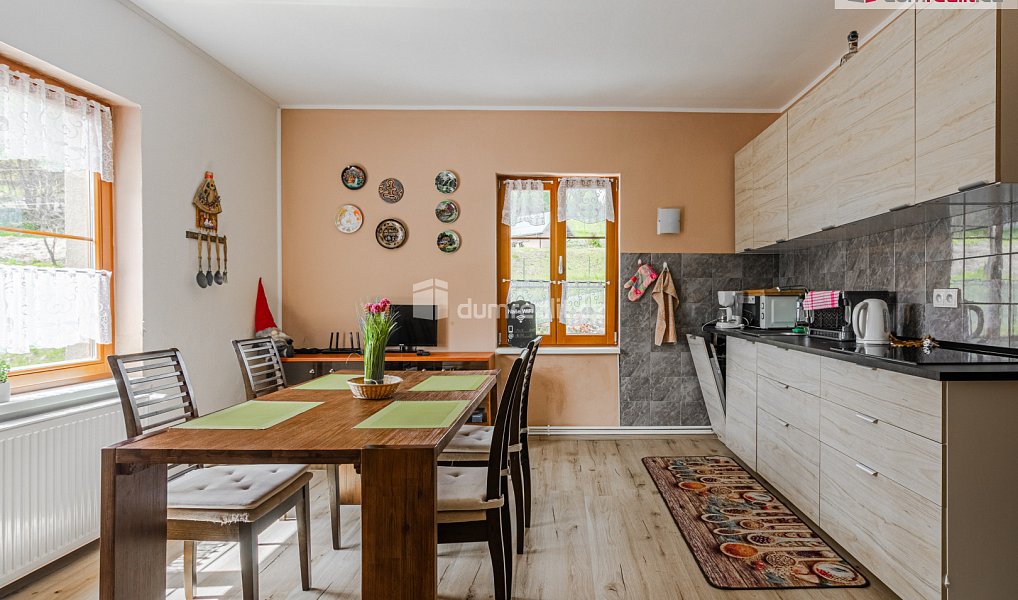 Prodej ubytovacího objektu 350 m², Bublava – náhled fotky 16