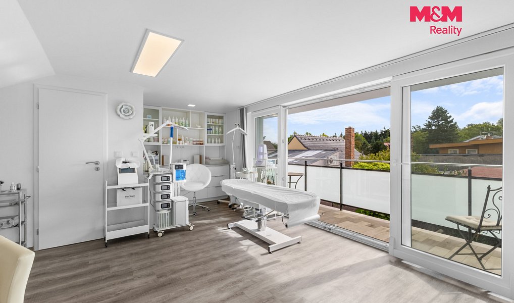 Prodej domu 190 m² s pozemkem 573 m², Lázně Toušeň – náhled fotky 30