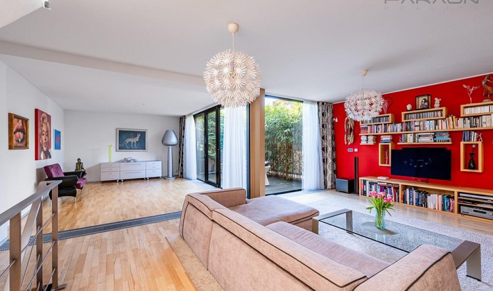 Prodej domu 268 m² s pozemkem 298 m², Praha – náhled fotky 9