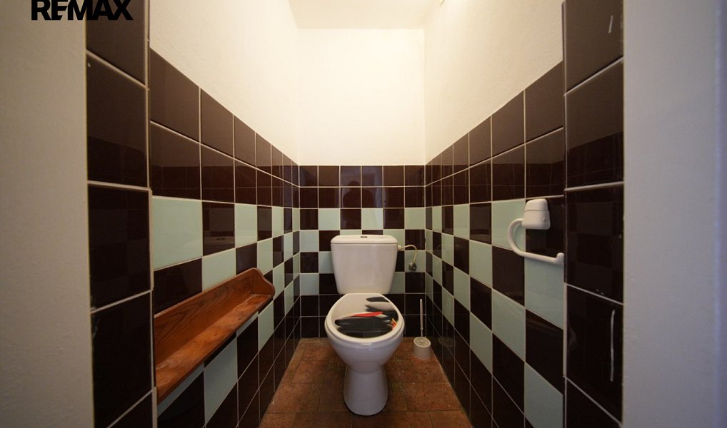 Prodej domu 100 m² s pozemkem 175 m², Luká – náhled fotky 17