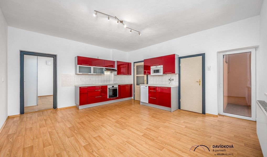 Prodej bytu 2+1 72 m², Velešín – náhled fotky 3