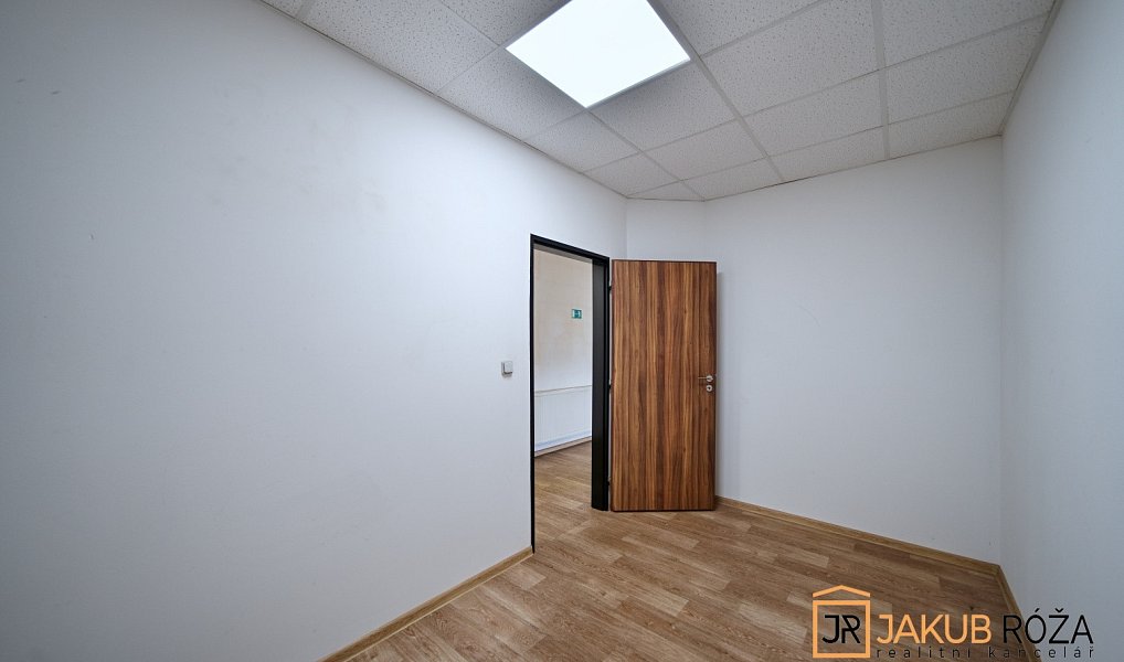 Pronájem kanceláře 159 m², Vrchlabí – náhled fotky 14