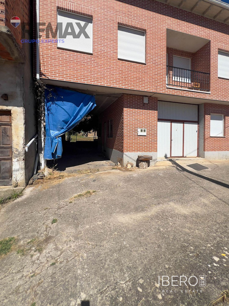 Casa 4+kk – Villafranca del Bierzo, La Cábila - Més
