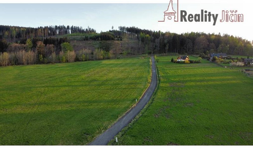 Prodej stavebního pozemku 1 668 m², Horní Brusnice – náhled fotky 3