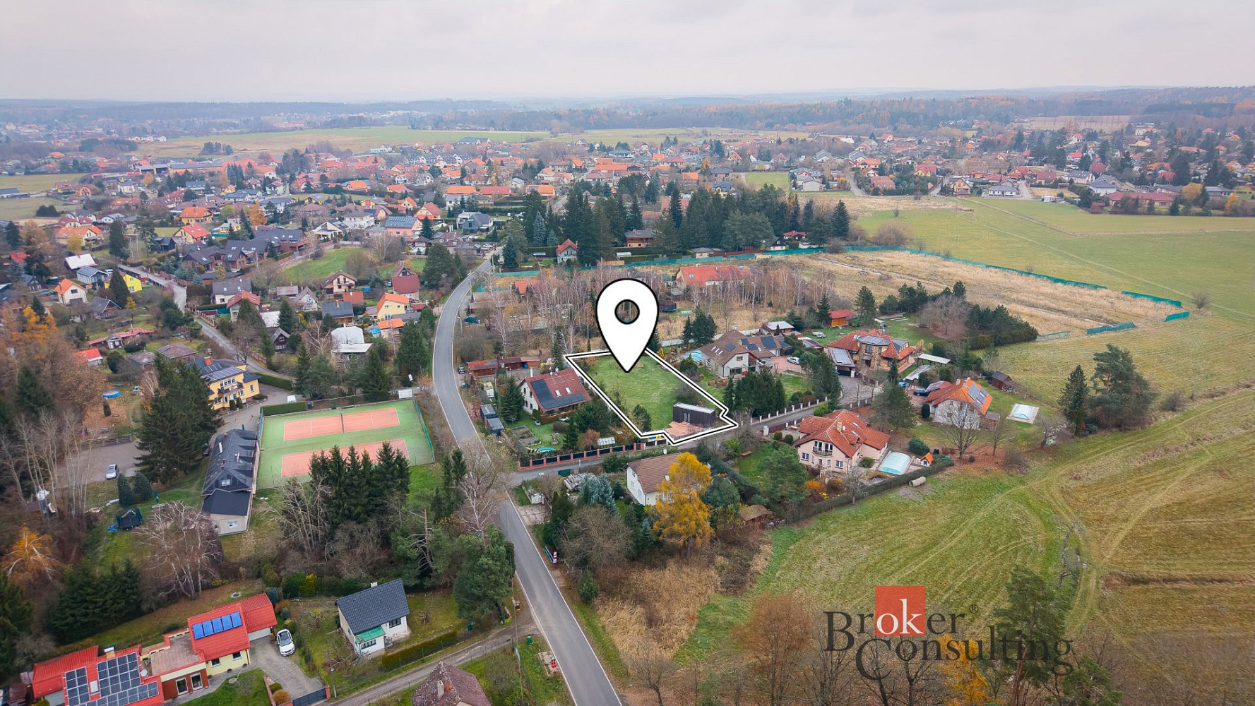 Prodej stavebního pozemku 1 306 m² – fotografie 5