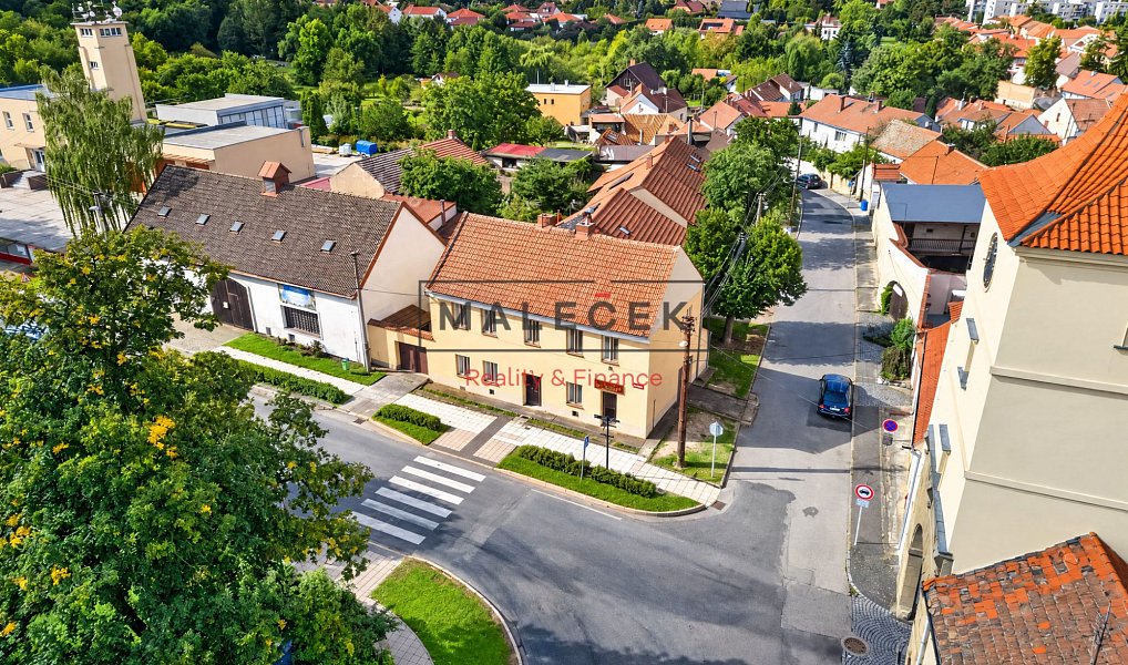 Prodej domu 173 m² s pozemkem 173 m², Velvary – náhled fotky 2