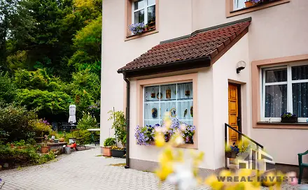 Prodej domu se dvěma byty, Měchenice, V Luhu, Měchenice