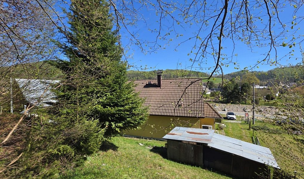 Prodej domu 160 m² s pozemkem 1 125 m², Karlovice – náhled fotky 18