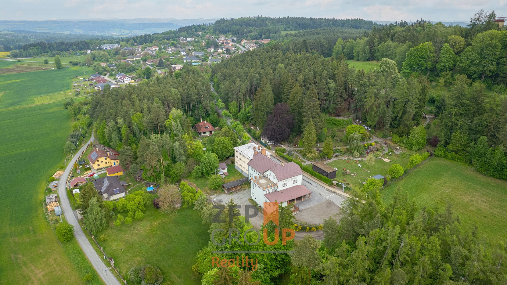 Prodej ubytovacího objektu 763 m² – fotografie 4