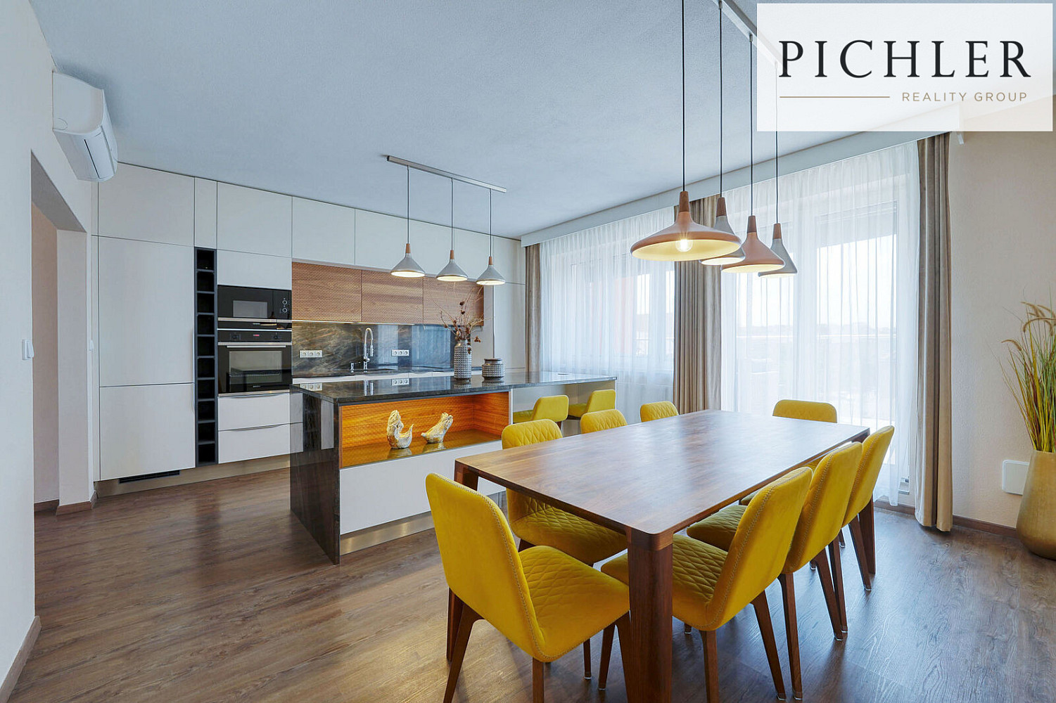 Prodej bytu 4+kk 155 m²