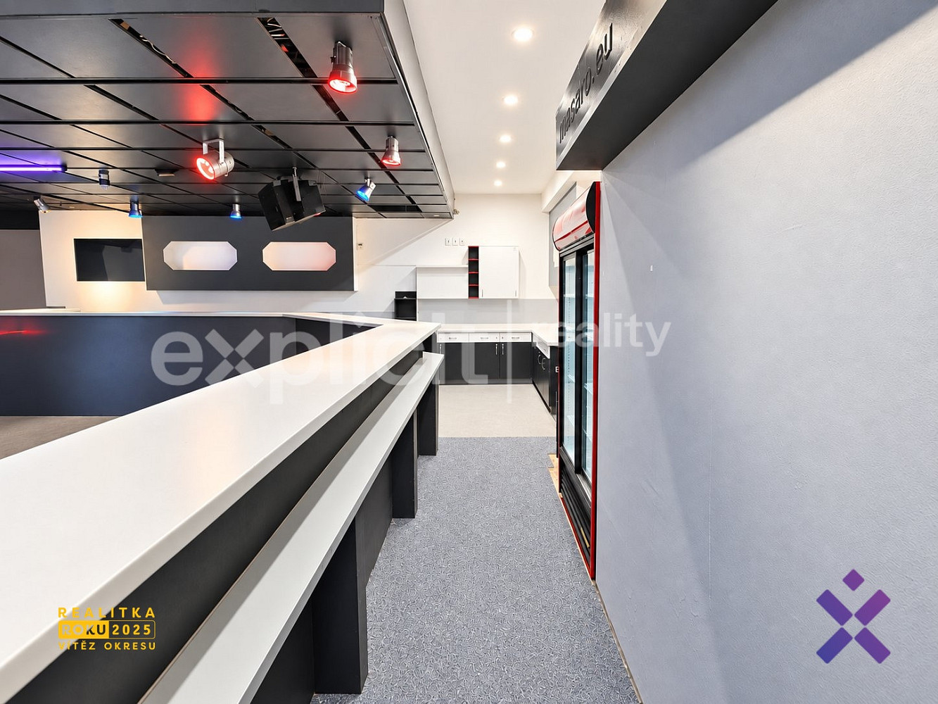 Pronájem komerčního objektu (jiného typu) 200 m² – fotografie 5