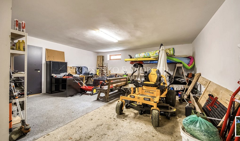 Prodej domu 642 m² s pozemkem 6 248 m², Samopše – náhled fotky 37