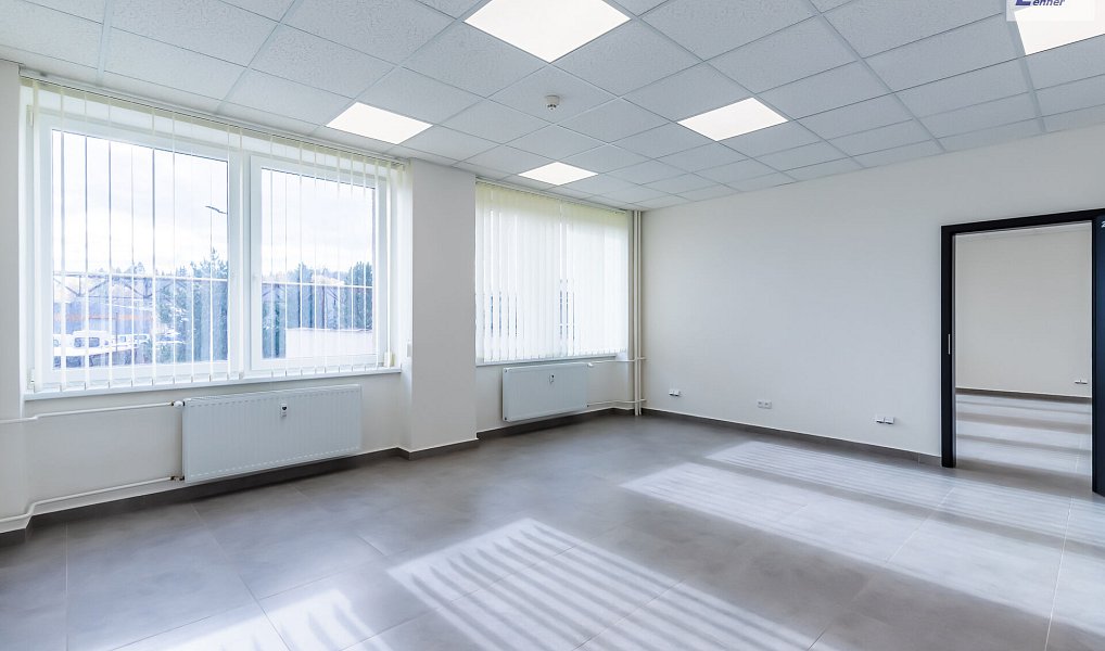 Pronájem kanceláře 160 m², Příbram – náhled fotky 3