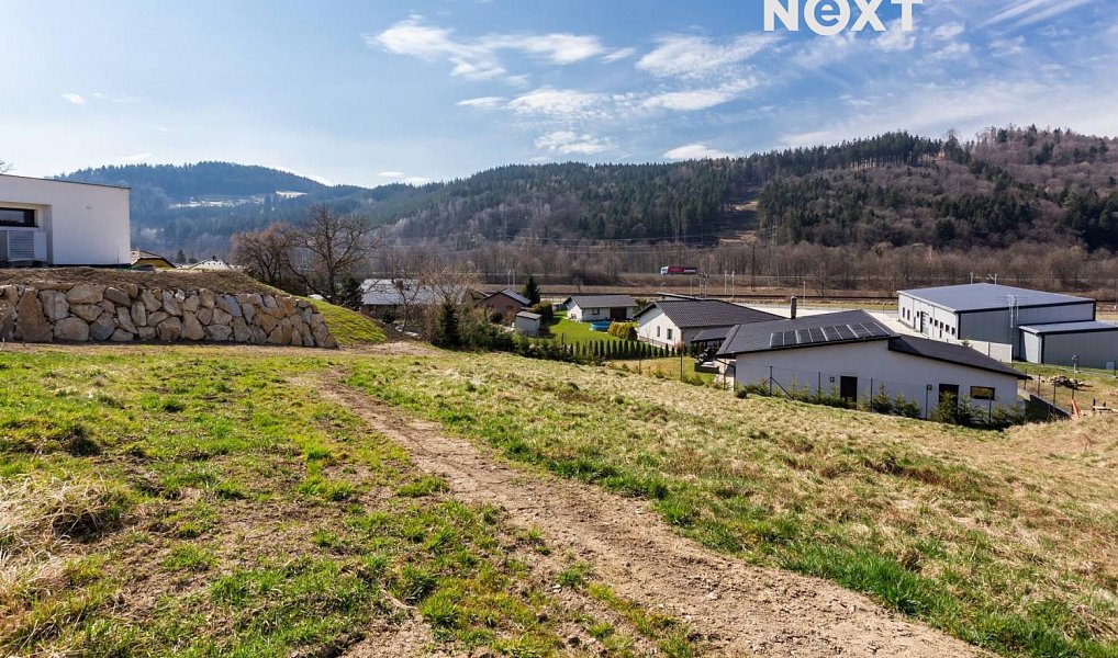 Prodej stavebního pozemku 1 078 m², Vsetín – náhled fotky 4