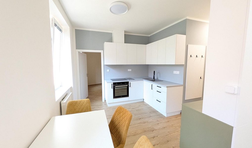 Pronájem bytu 2+kk 47 m², Aš – náhled fotky 2