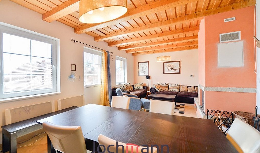 Prodej domu 182 m² s pozemkem 1 009 m², Horní Planá – náhled fotky 8