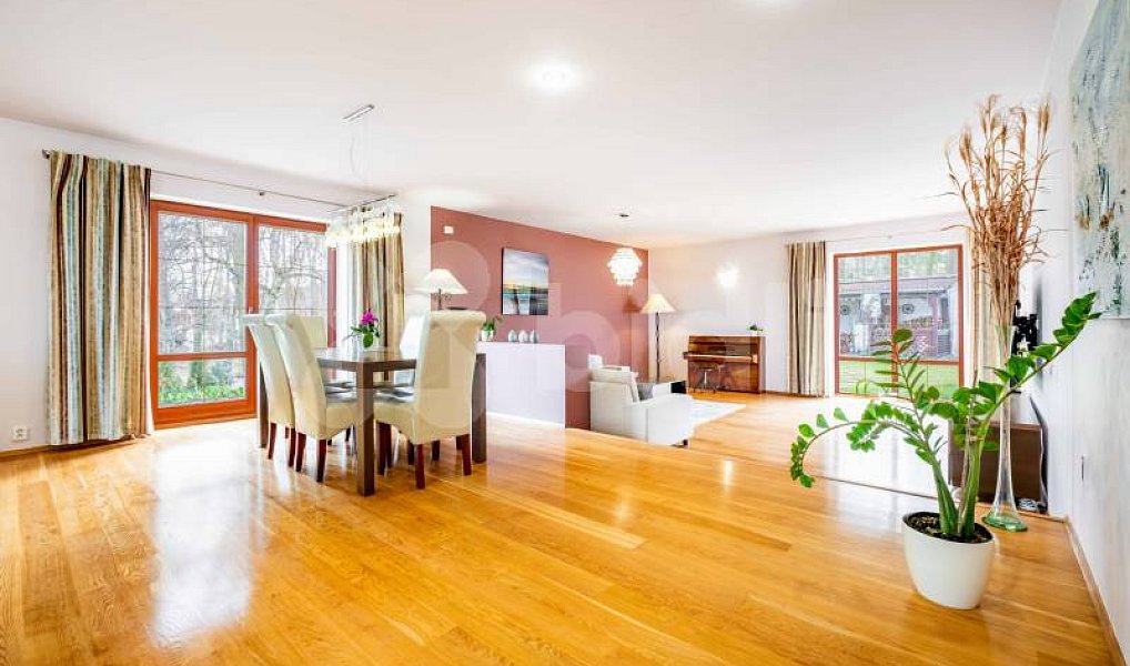 Prodej domu 220 m² s pozemkem 1 824 m², Roudnice nad Labem – náhled fotky 3