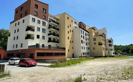 Pronájem bytu 2+kk 56 m², Za Jitonou, Český Krumlov - Latrán