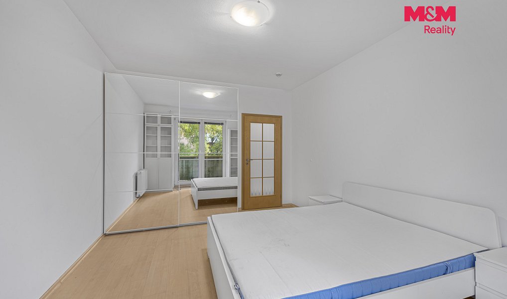 Pronájem bytu 3+kk 84 m², Praha – náhled fotky 2