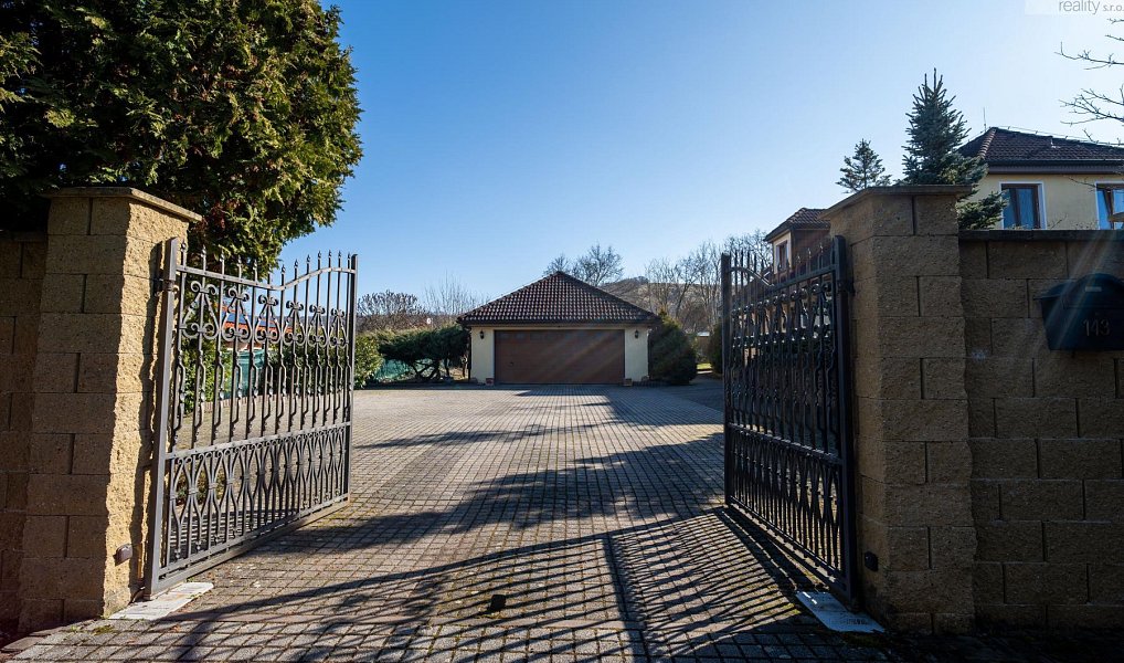 Prodej domu 372 m² s pozemkem 3 764 m², Lužice – náhled fotky 49