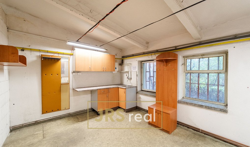 Prodej skladovacích prostor 1 710 m², Hustopeče – náhled fotky 11