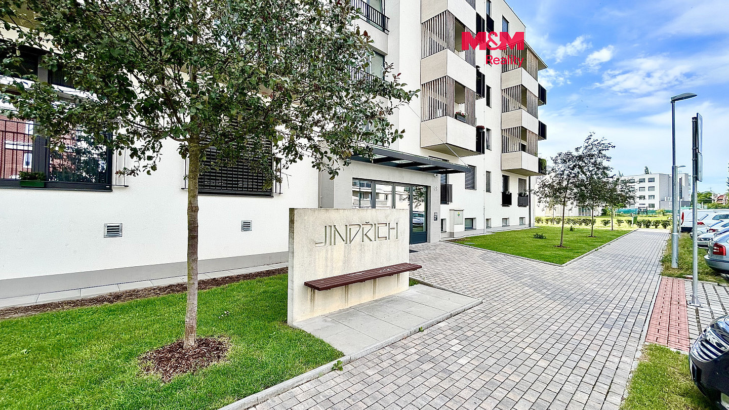 Pronájem bytu 3+kk 69 m²