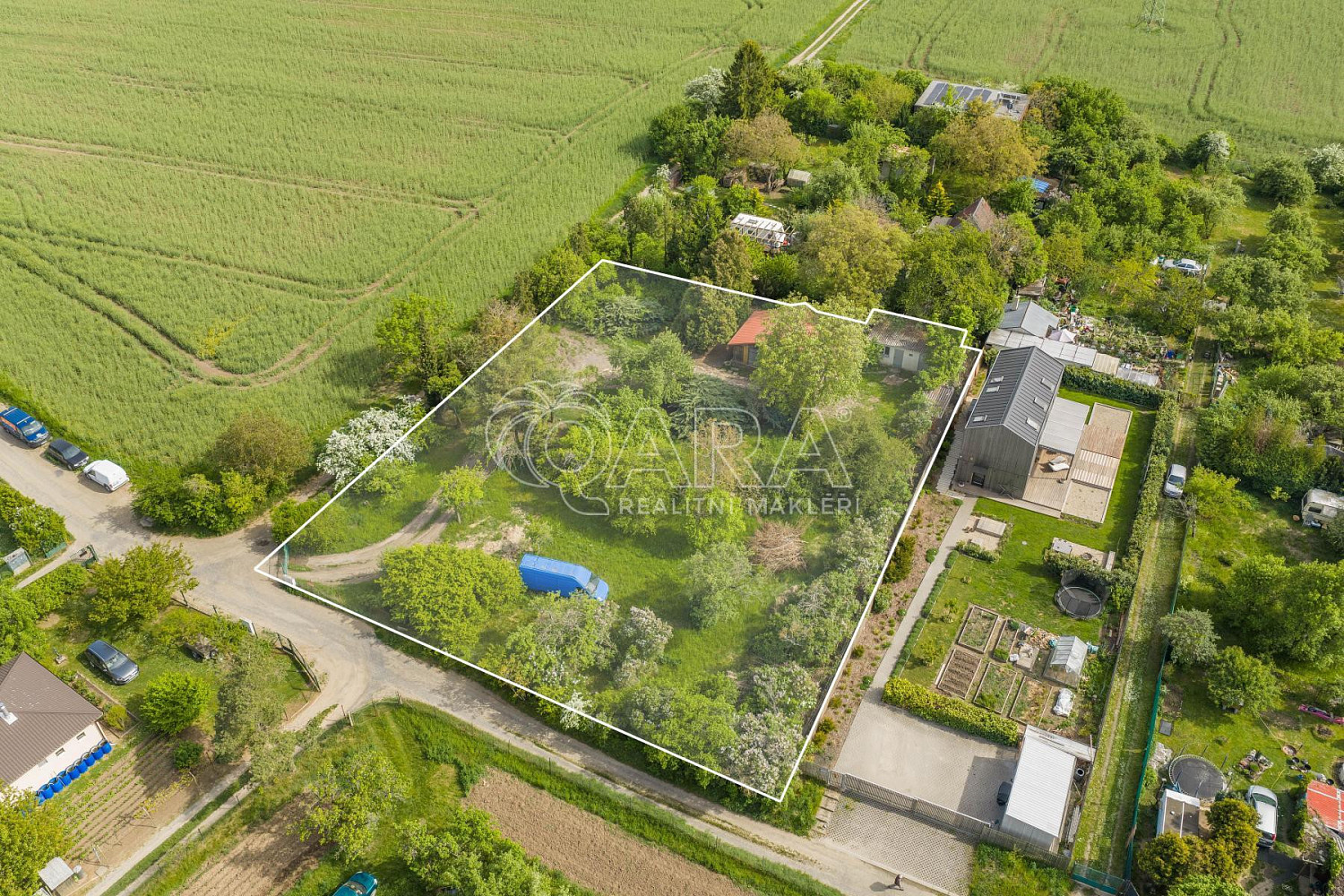 Prodej stavebního pozemku 2 578 m² – fotografie 3