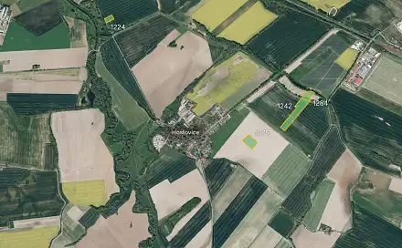 Prodej pole 25 654 m², Úhřetická Lhota, okres Pardubice
