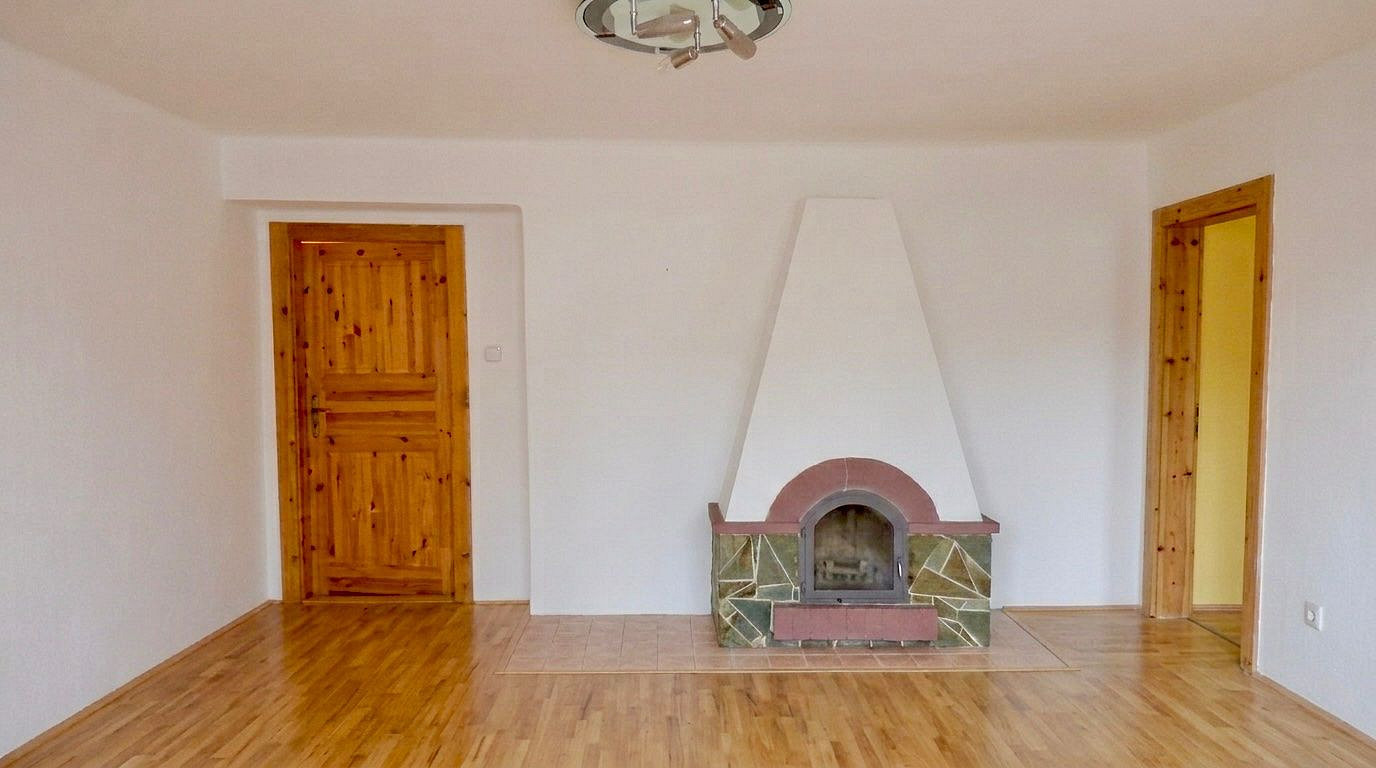 Pronájem bytu 3+1 74 m² – fotografie 2