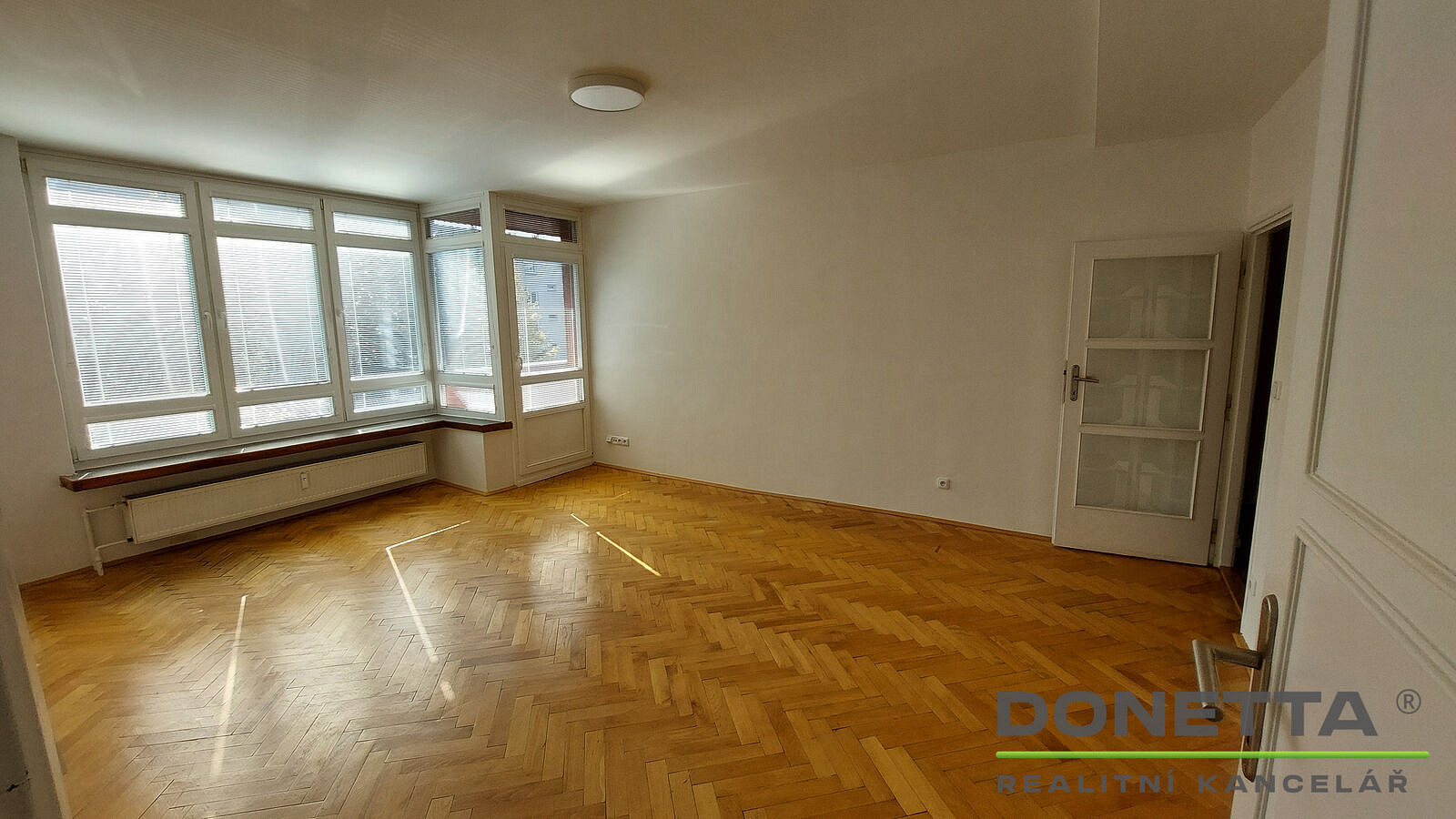 Pronájem bytu 3+1 88 m² – fotografie 2