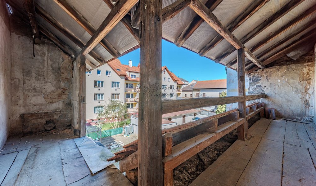 Prodej domu 352 m² s pozemkem 315 m², Stříbro – náhled fotky 17