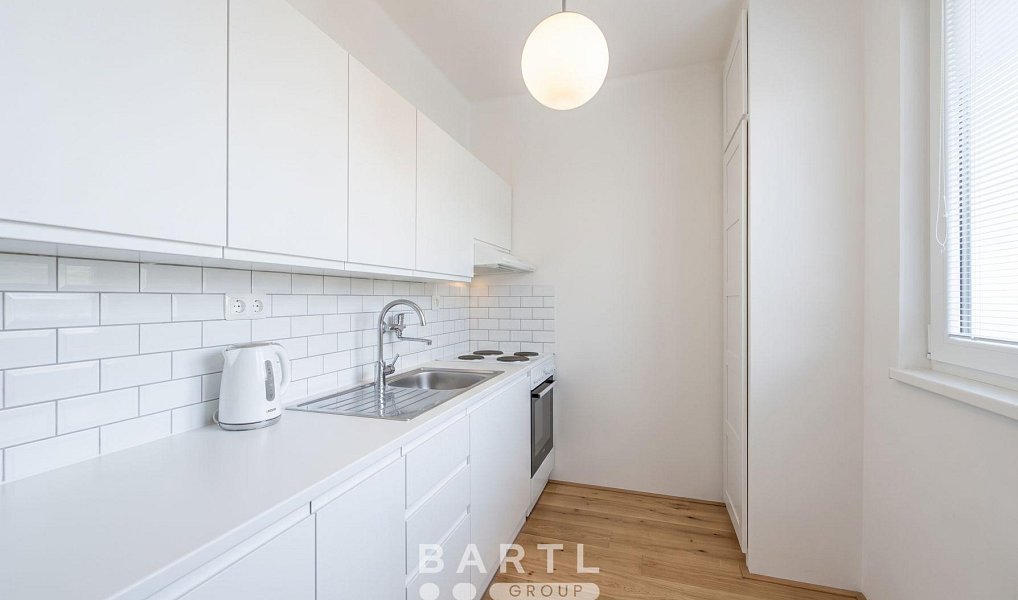 Prodej bytu 3+1 72 m², Nové Hrady – náhled fotky 4
