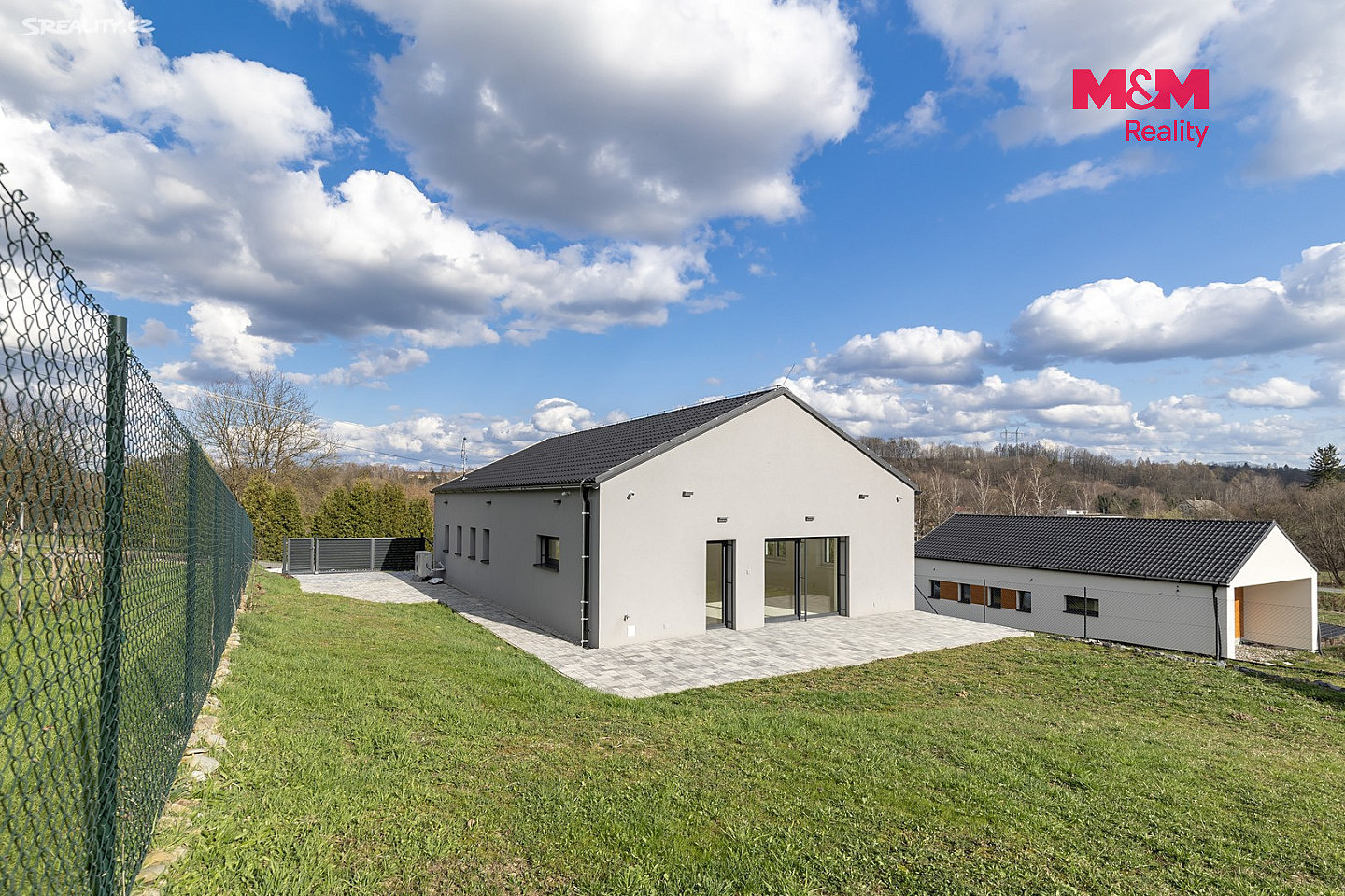 Prodej domu 105 m² s pozemkem 764 m² – fotografie 2