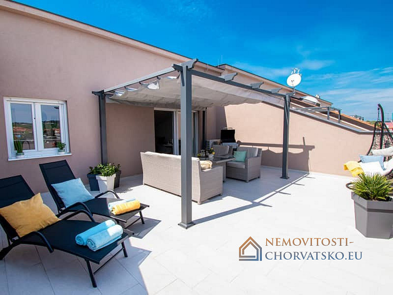 Prodej bytu 1+kk 61 m² - Widok 2