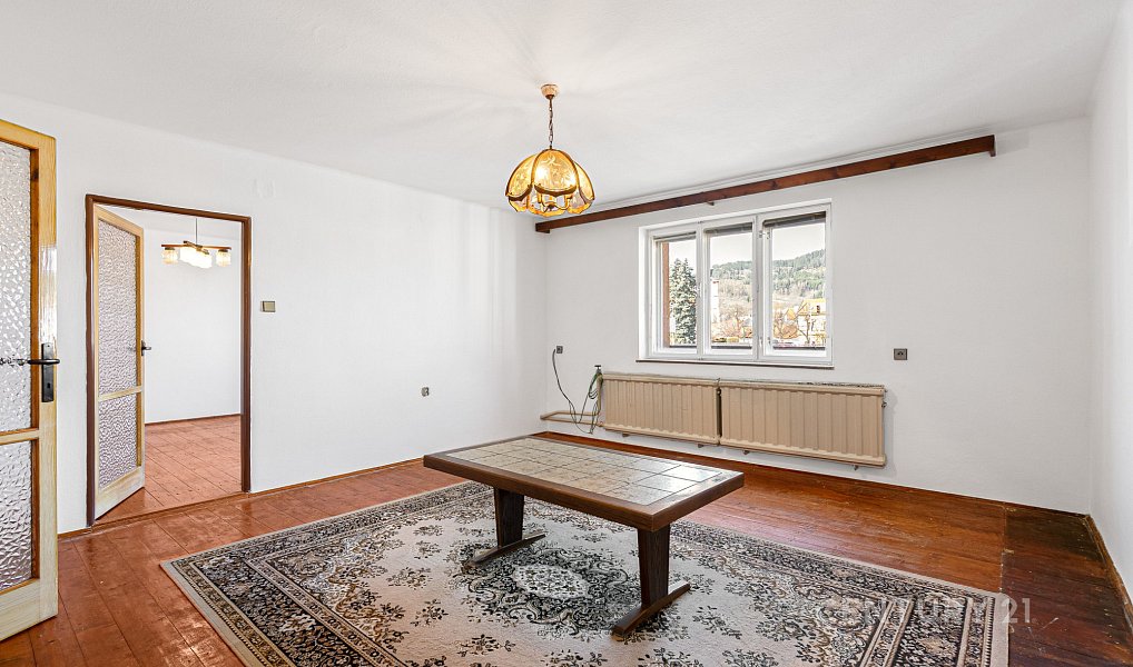 Prodej domu 285 m² s pozemkem 136 m², Sušice – náhled fotky 11
