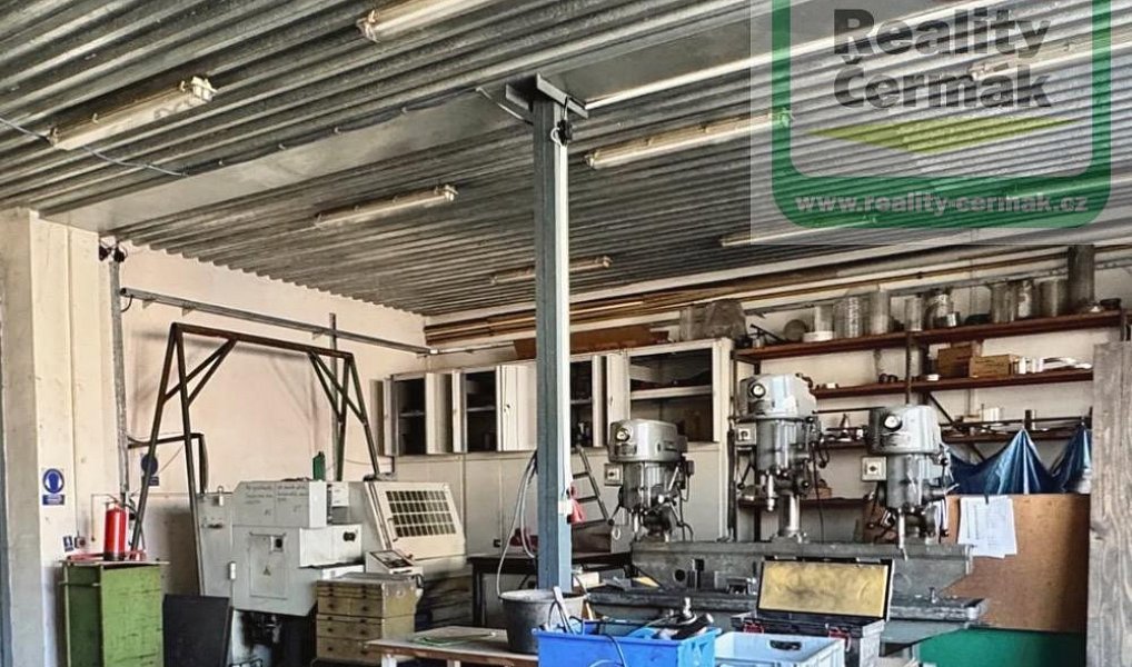 Pronájem výrobních prostor 350 m², Staňkov – náhled fotky 4