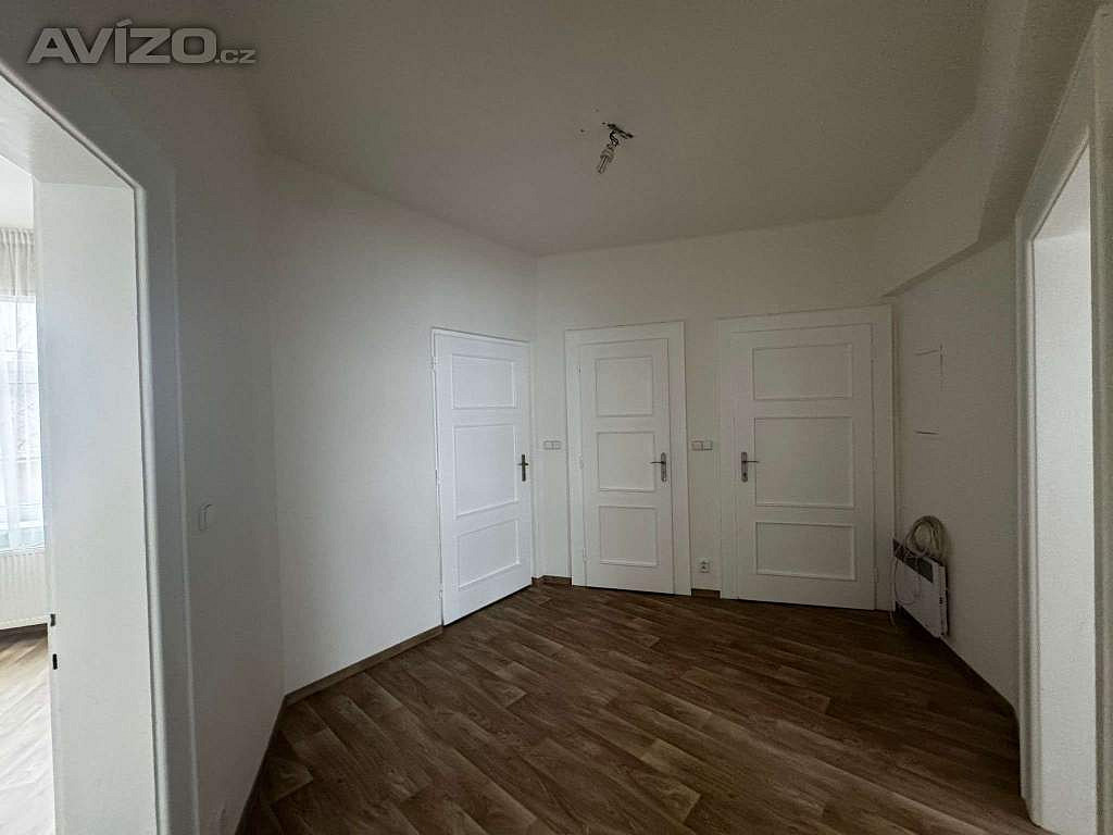 Pronájem bytu 3+1 102 m² — photo 3