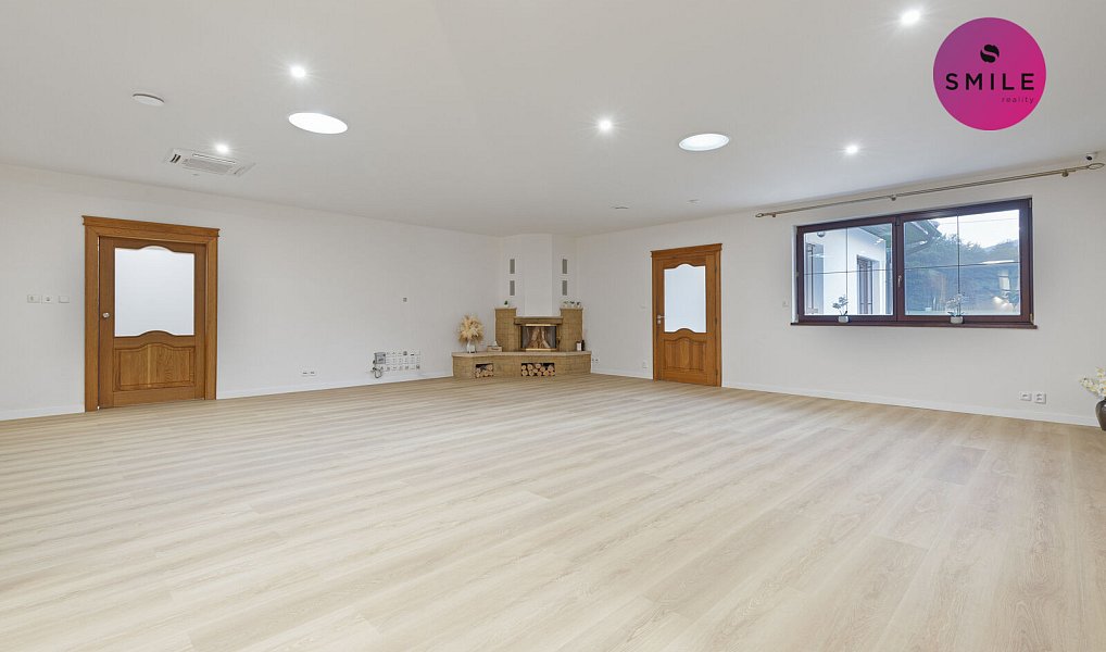 Prodej domu 333 m² s pozemkem 2 421 m², Čeladná – náhled fotky 12