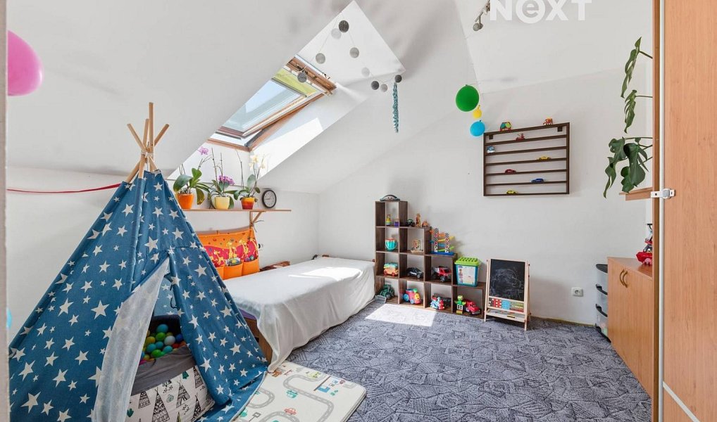 Prodej bytu 3+kk 109 m², Chvaletice – náhled fotky 8