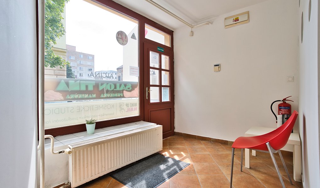 Pronájem obchodních prostor 31 m², Přerov – náhled fotky 4