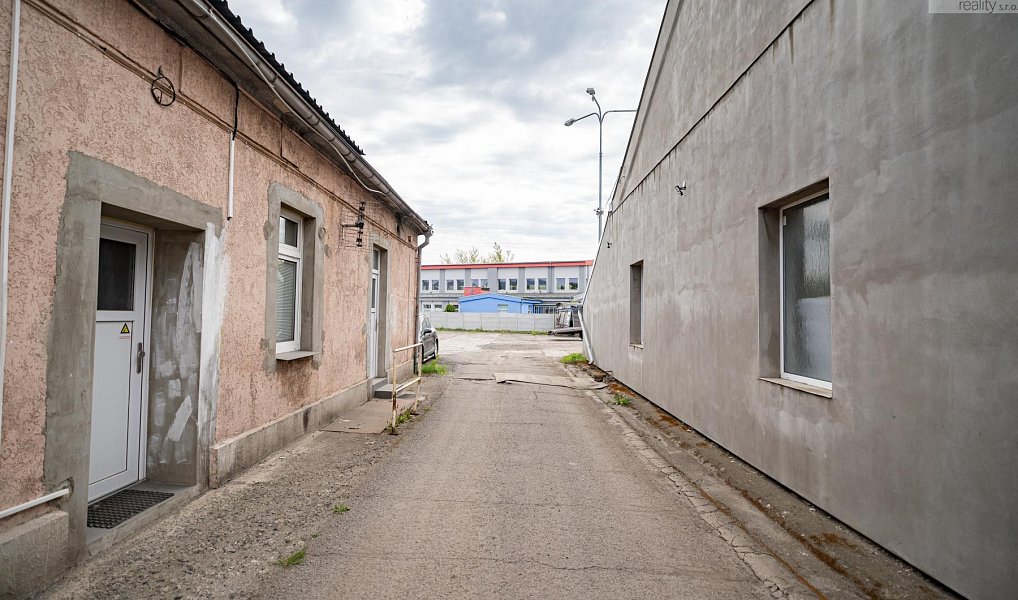 Prodej skladovacích prostor 1 652 m², Horní Jiřetín – náhled fotky 18