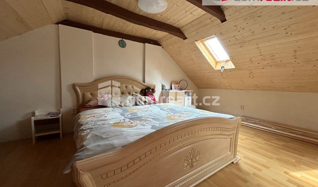 Prodej domu 240 m² s pozemkem 2 614 m², Chlístovice – náhled fotky 18