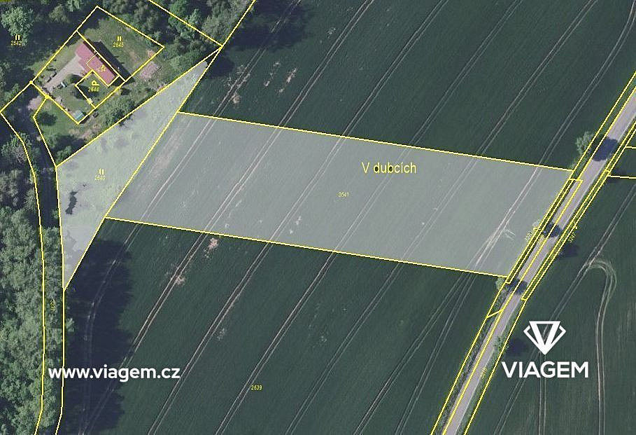 Prodej pole 750 m²