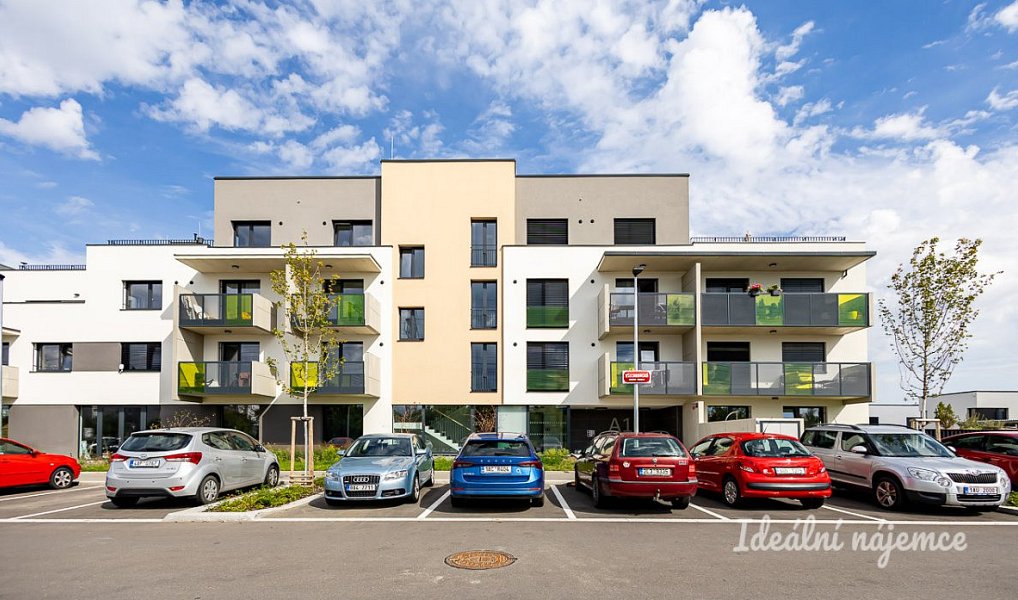 Pronájem bytu 2+kk 44 m², Praha – náhled fotky 13