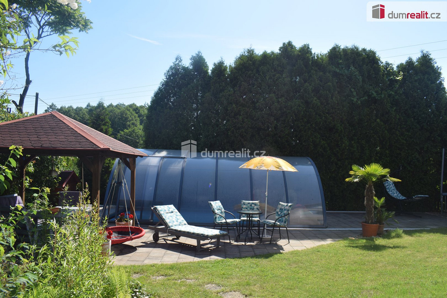 Prodej domu 250 m² s pozemkem 952 m² – fotografie 2