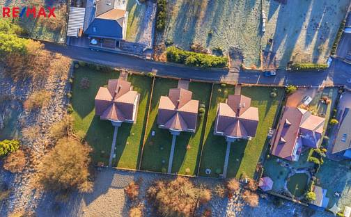 Prodej stavebního pozemku 2 656 m², Nová Paka, okres Jičín