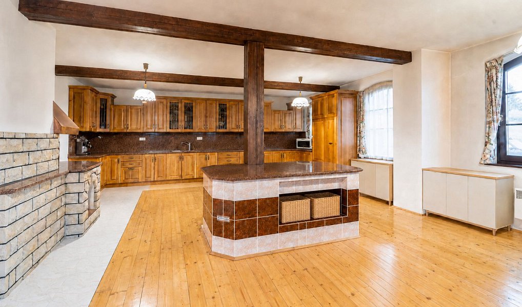Prodej domu 923 m² s pozemkem 12 441 m², Velké Hamry – náhled fotky 7